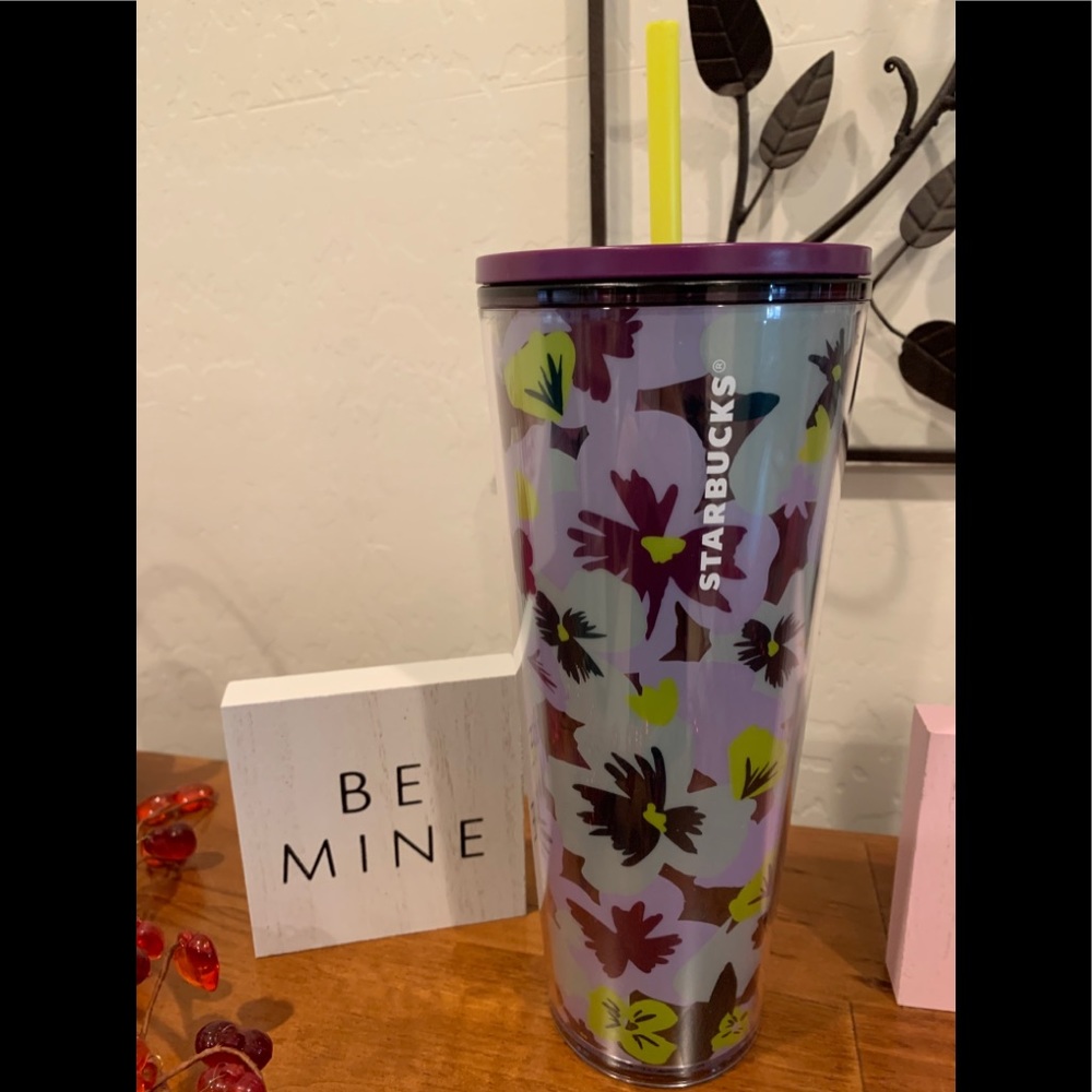 Starbucks Valentine’s 2021 tumbler 24 oz